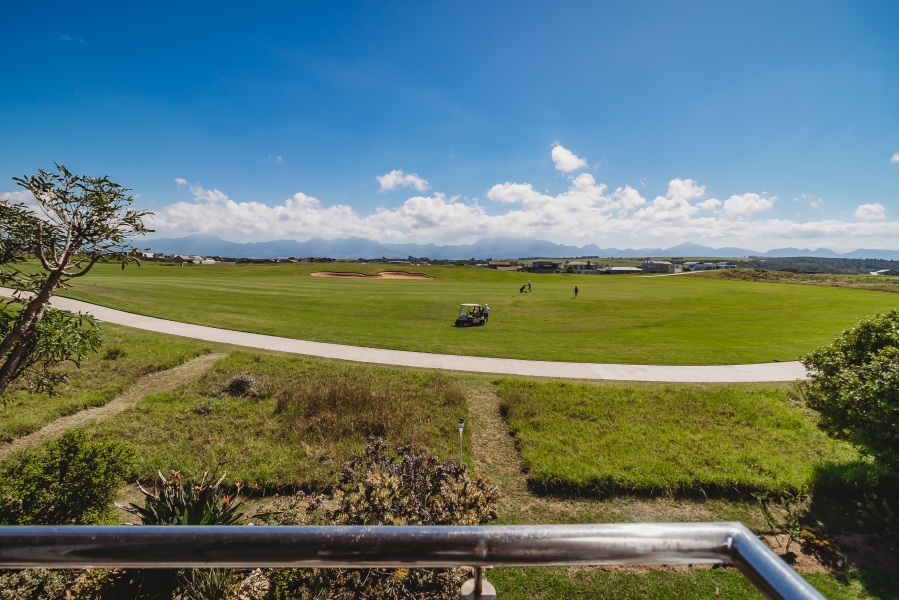 4 Bedroom Property for Sale in Oubaai Western Cape